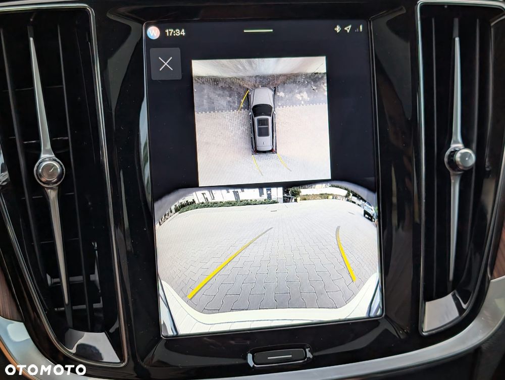 Volvo V60 B5 B AWD Plus Dark - 18