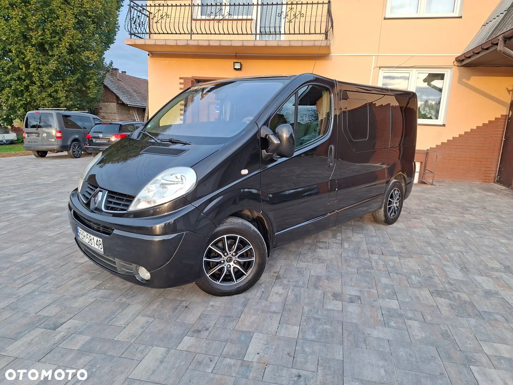 Renault Trafic - 1