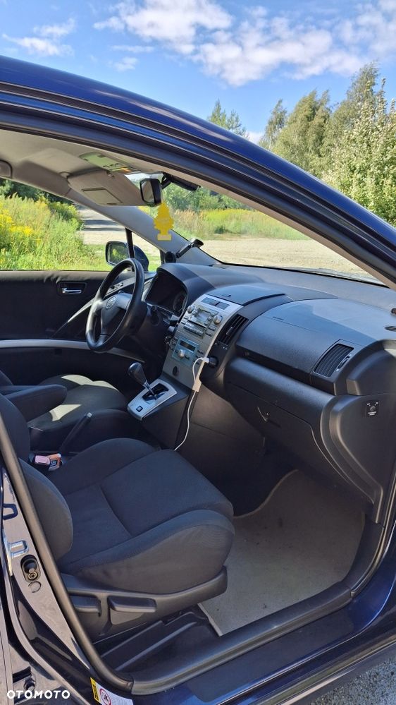 Toyota Corolla Verso - 7