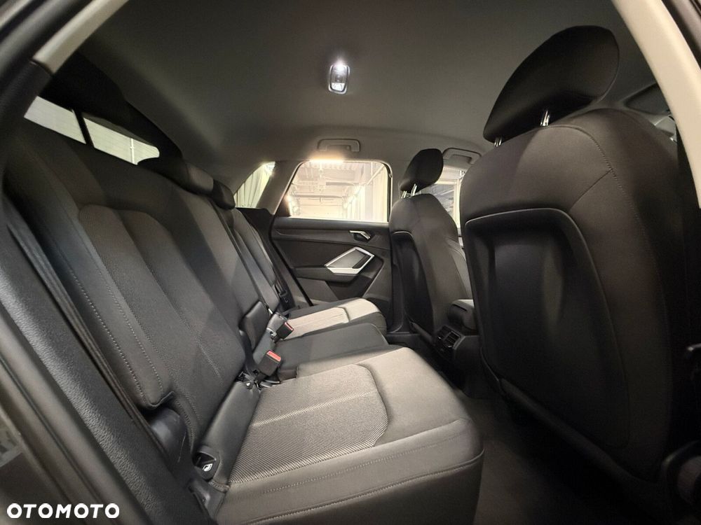 Audi Q3 35 TFSI mHEV S-Line S tronic - 25