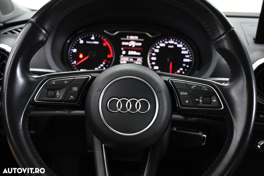 Audi A3 2.0 TDI S tronic design - 25