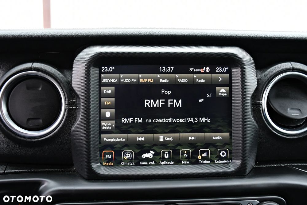 Jeep Wrangler Unlimited GME 2.0 Turbo Sahara - 28