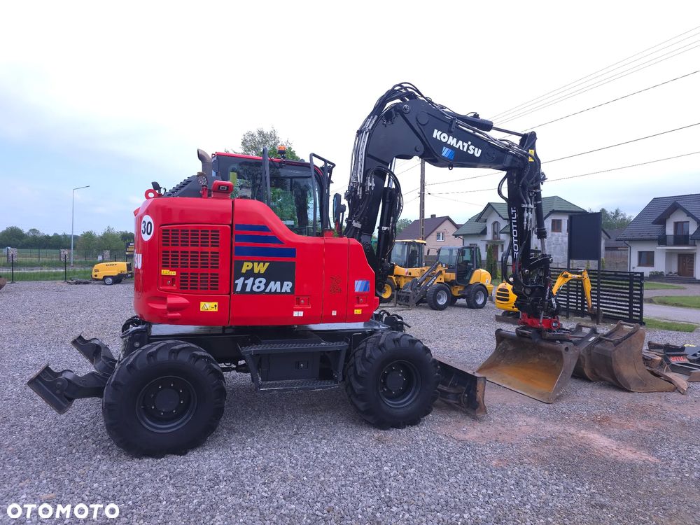 Komatsu PW118-11 - 10