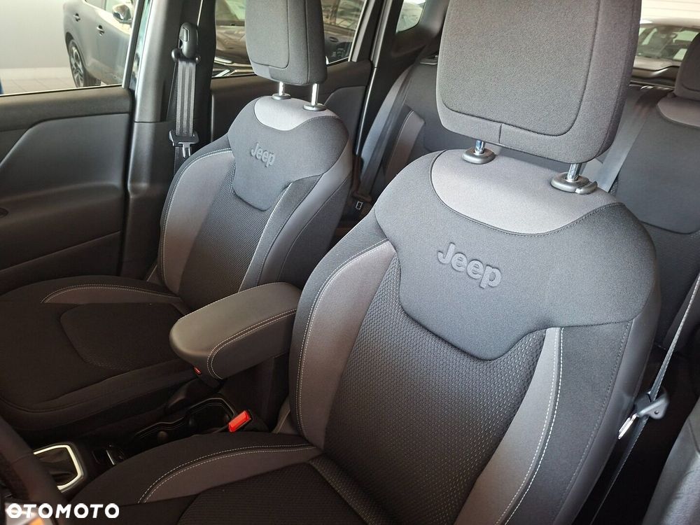 Jeep Renegade - 14