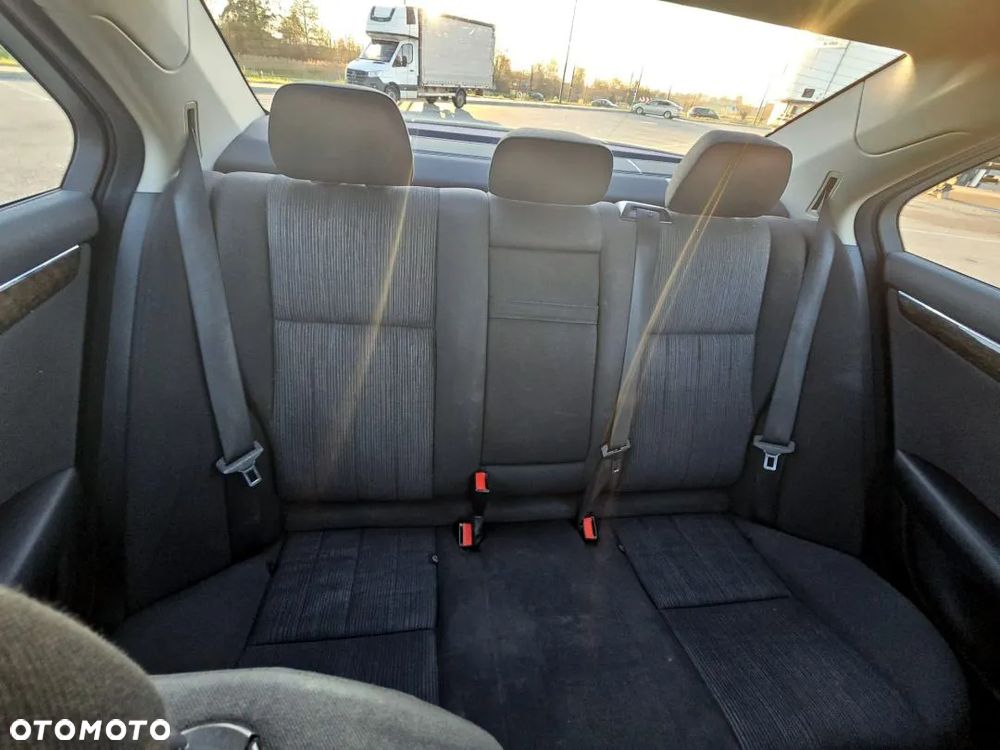 Mercedes-Benz Klasa C 180 Kompressor Avantgarde - 27