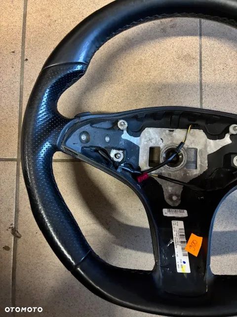 KIEROWNICA SKÓRZANA MERCEDES W212 W207 A2074501203 20746012039E38 - 2