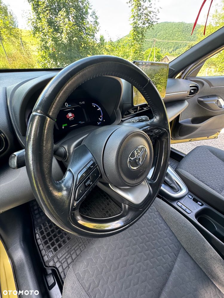 Toyota Yaris Cross Hybrid 1.5 Executive - 12