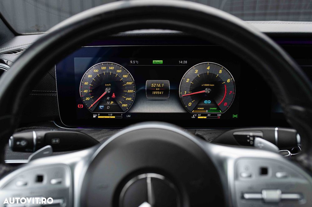 Mercedes-Benz E 200 Coupe 9G-TRONIC AMG Line - 13