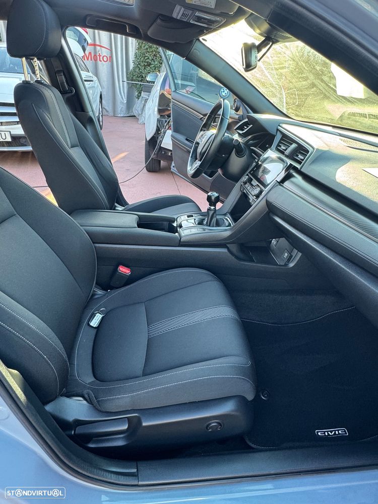 Honda Civic 1.5 i-VTEC Sport Plus - 18
