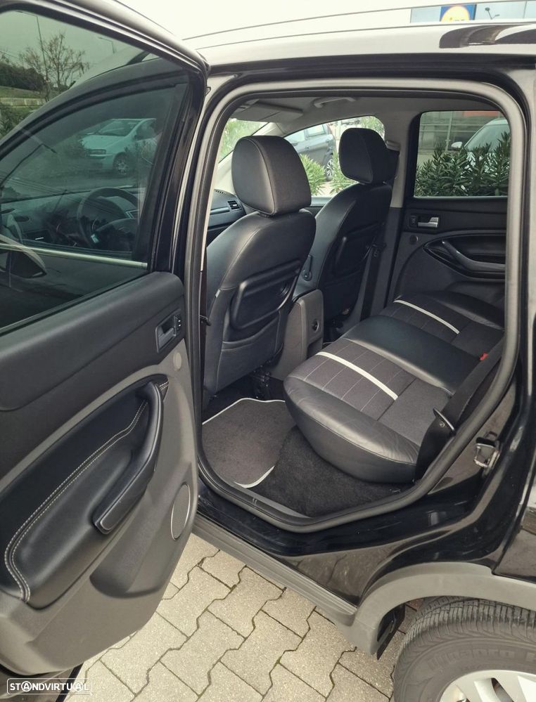 Ford Kuga 2.0 TDCi Titanium - 15