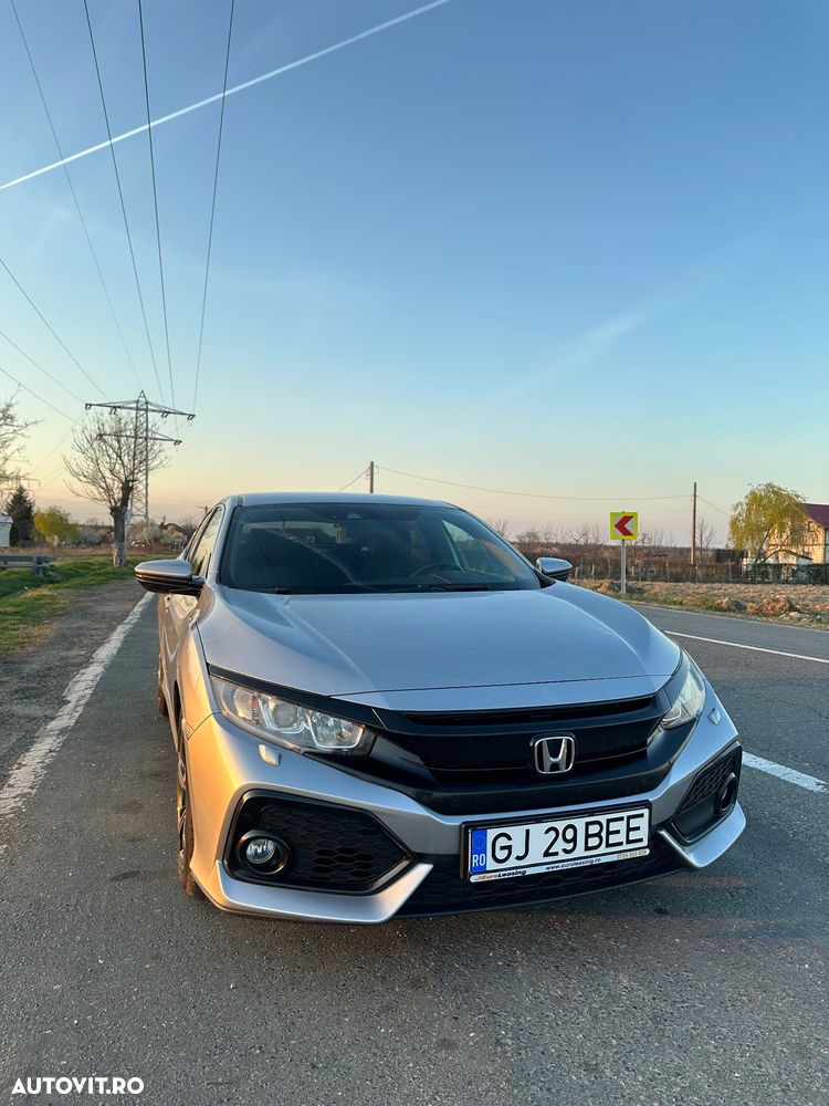 Honda Civic 1.0 VTEC Turbo CVT Elegance - 1