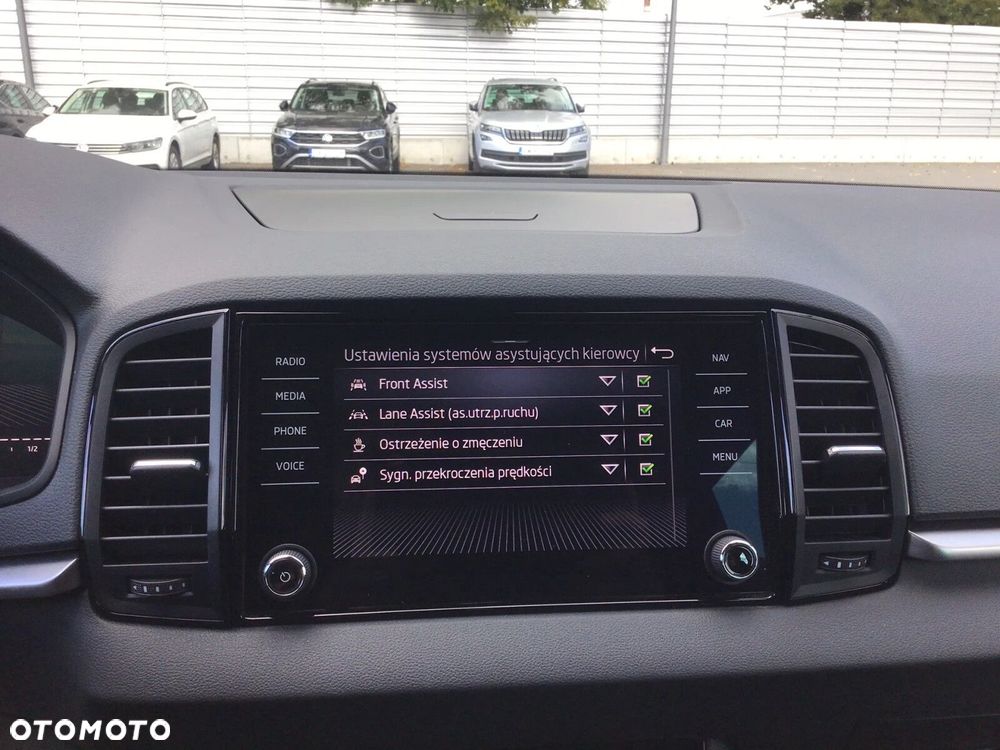 Skoda Karoq 1.5 TSI ACT Selection DSG - 14