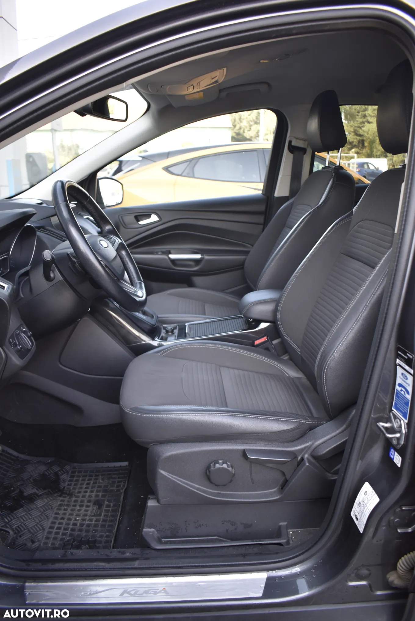 Ford Kuga 2.0 TDCi 4WD Powershift Titanium - 21