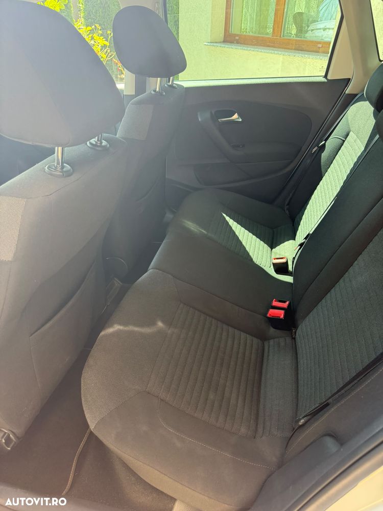 Volkswagen Polo - 4