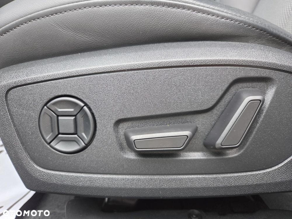 Audi A6 Avant 45 TFSI S tronic S line - 13