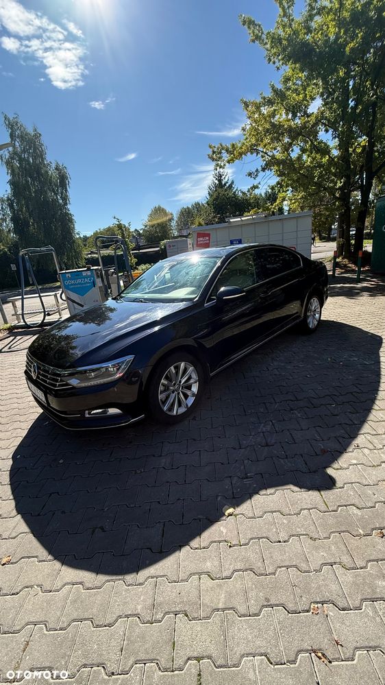 Volkswagen Passat - 2