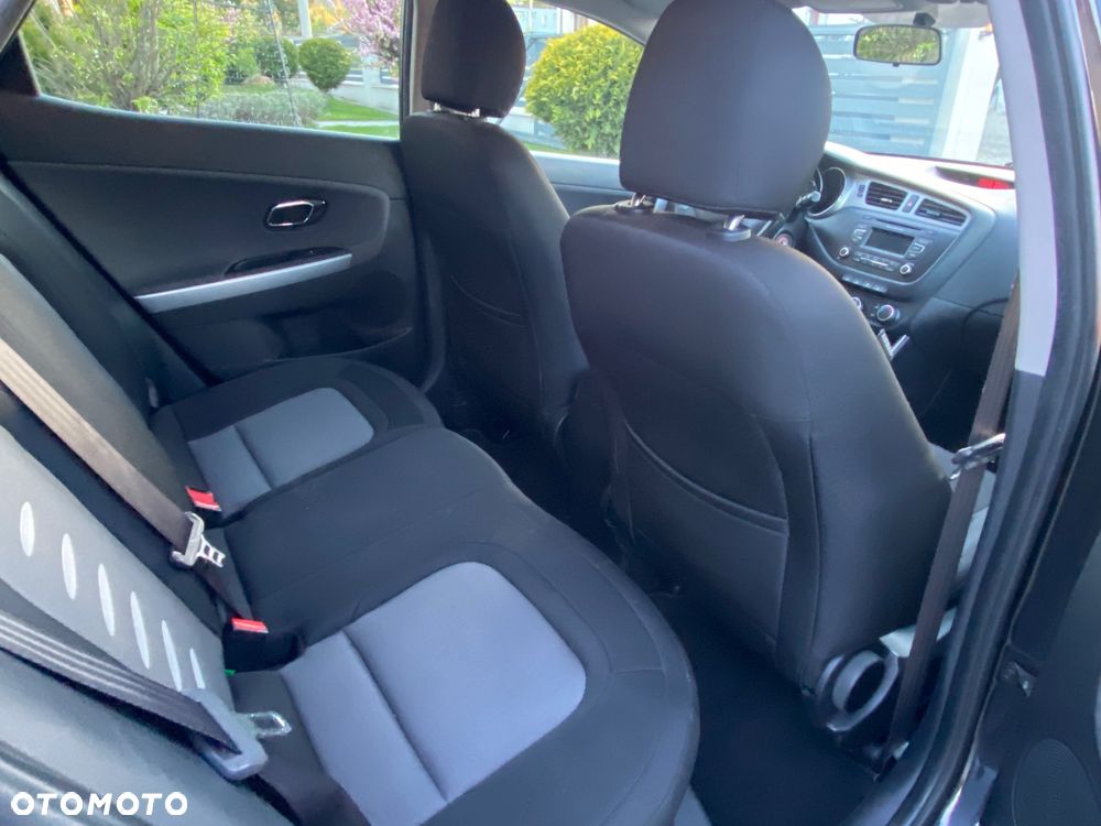 Kia Ceed 1.6 CRDi 128 ISG Spirit - 7