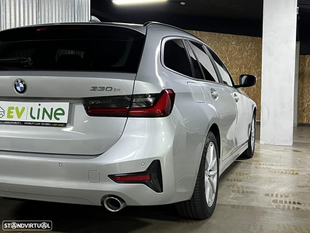 BMW 330 e Touring Corporate Edition Auto - 15