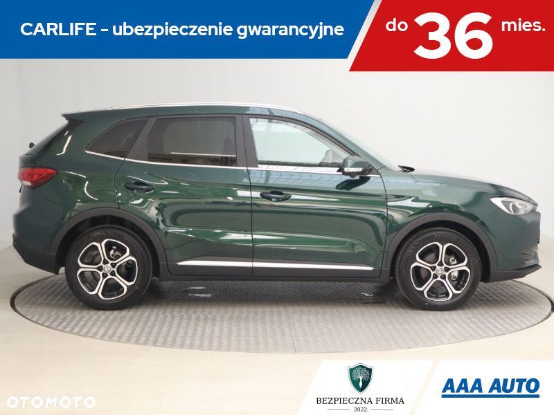 MG ZS - 8