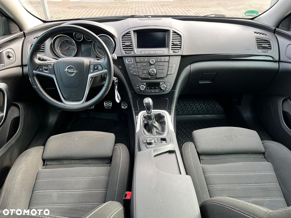 Opel Insignia - 17