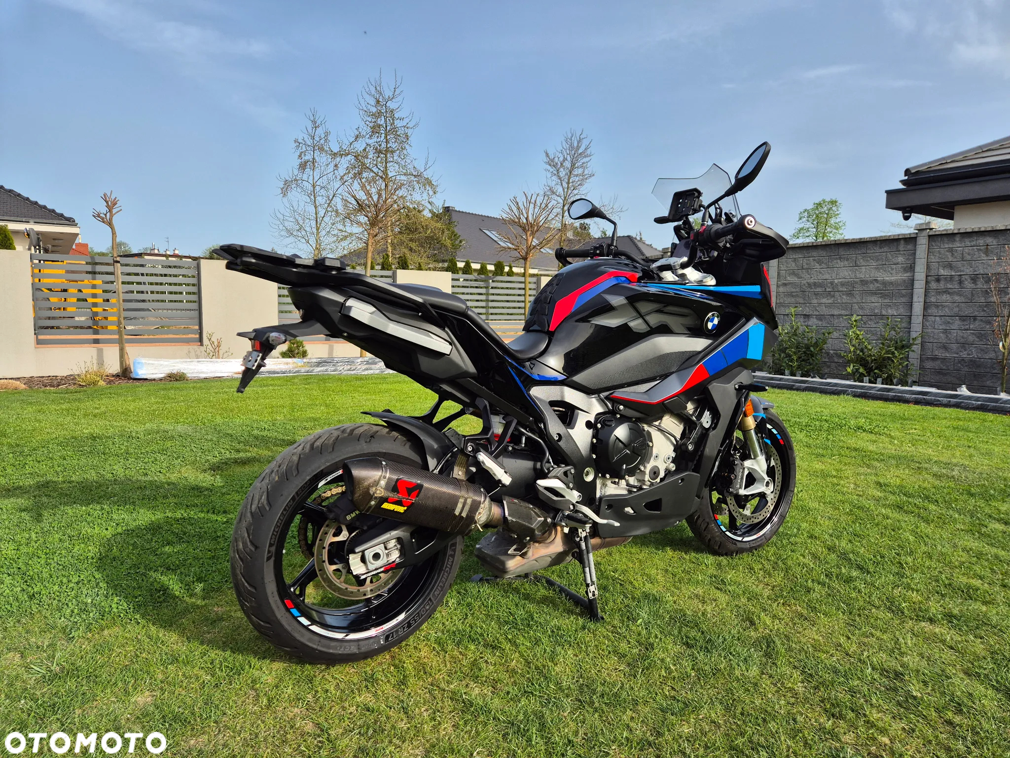 BMW S - 2