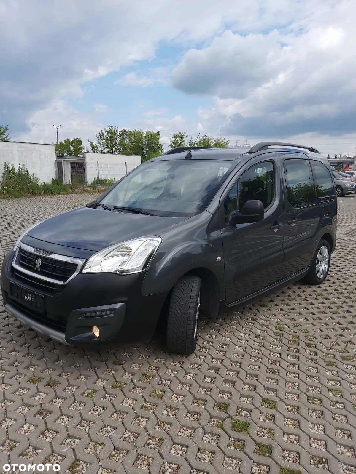 Peugeot Partner Tepee BlueHDi 100 Stop&Start Allure - 19