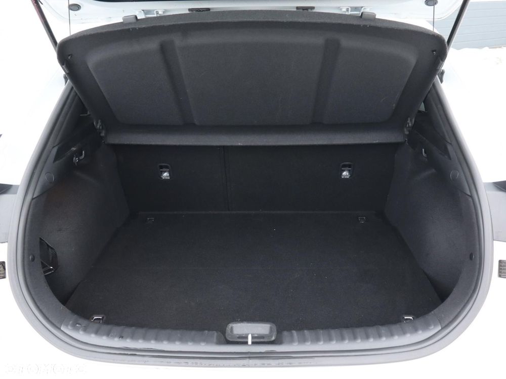 Kia XCeed 1.5 T-GDI M - 9
