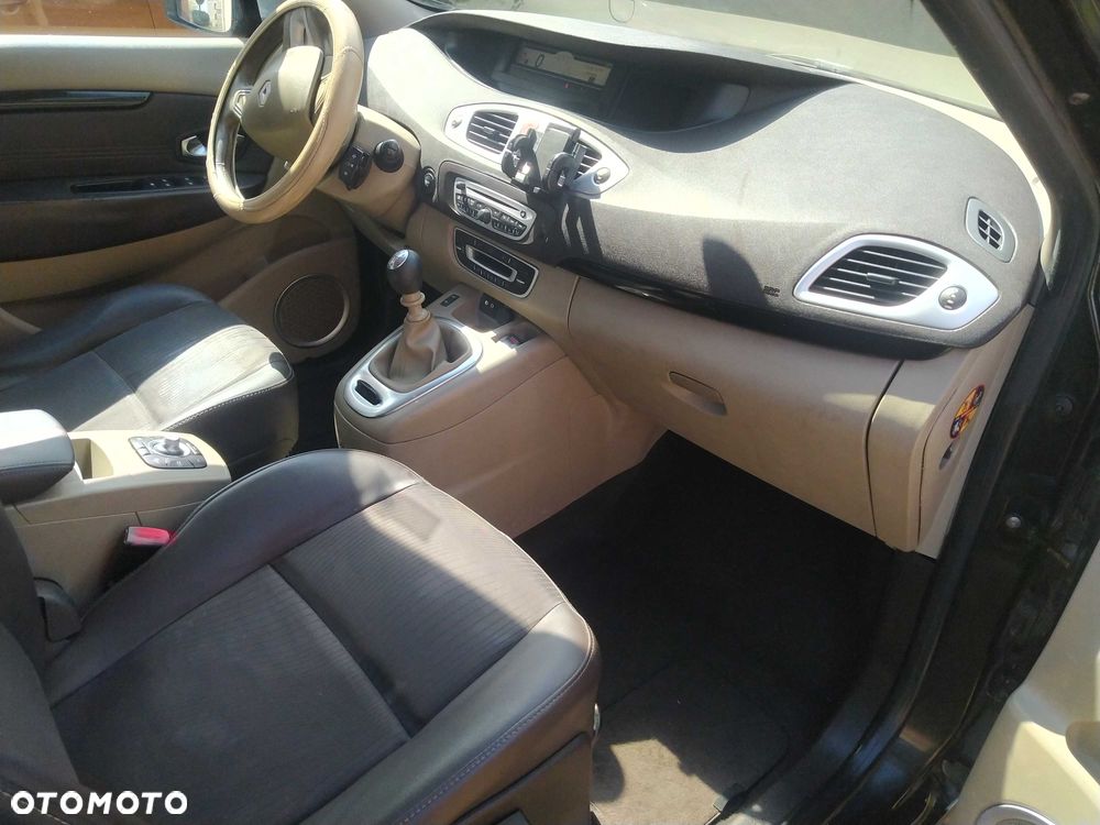 Renault Scenic - 7