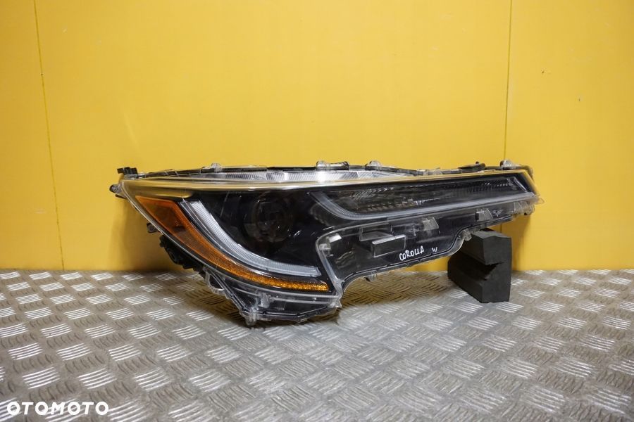 TOYOTA COROLLA E21 2019 - REFLEKTOR LAMPA FULL LED PRAWA USA - 1