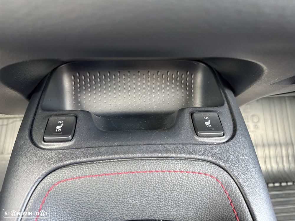 Toyota Corolla 1.8 Hybrid Exclusive - 22