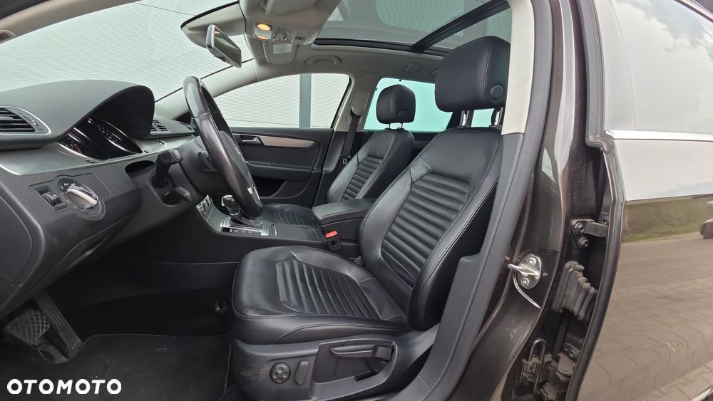 Volkswagen Passat Variant 2.0 TDI 4Motion DSG BlueMotion Tech Highline - 7
