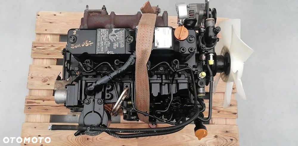 SILNIK YANMAR 4TNV88 BXBVA 30,7 kW/ 2400 rpm 11789 zł netto - 9
