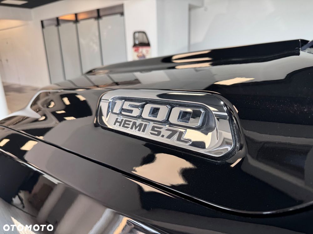 RAM 1500 - 9