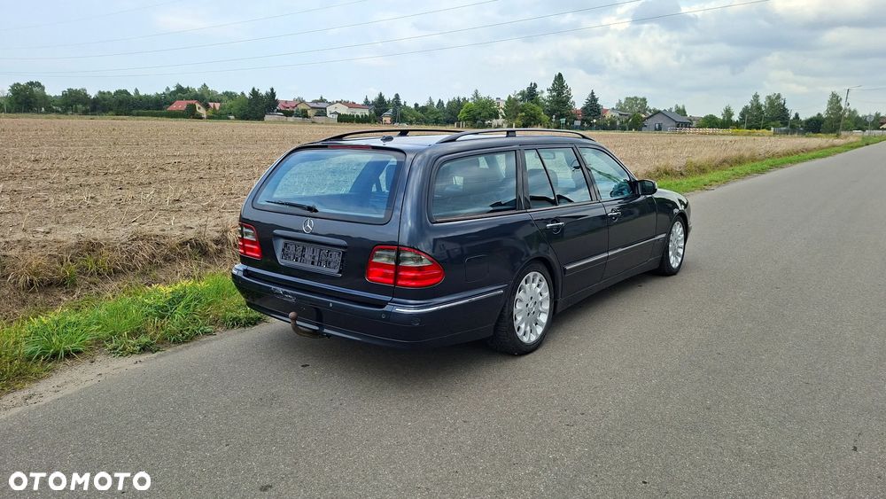Mercedes-Benz Klasa E 430 T Avantgarde - 4