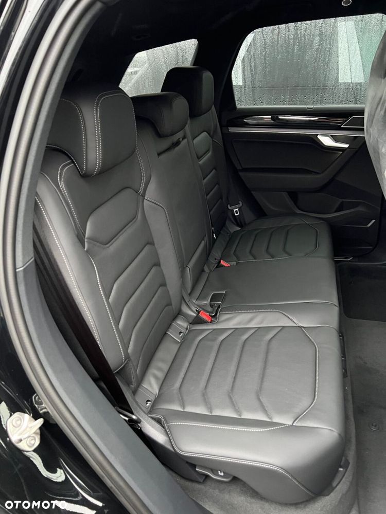 Volkswagen Touareg - 7