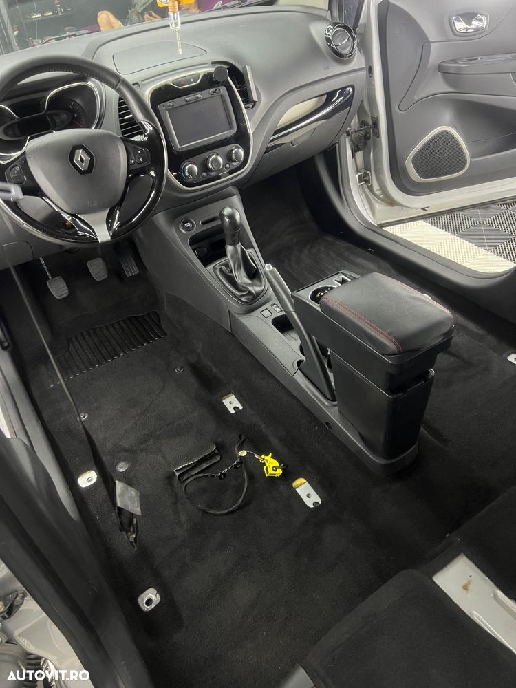 RENAULT Captur 2015 — imagine 9