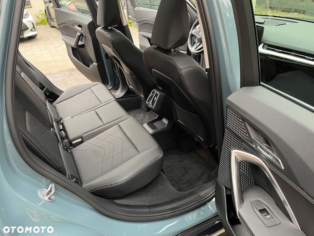 BMW X1 sDrive18i Business Edition - 14
