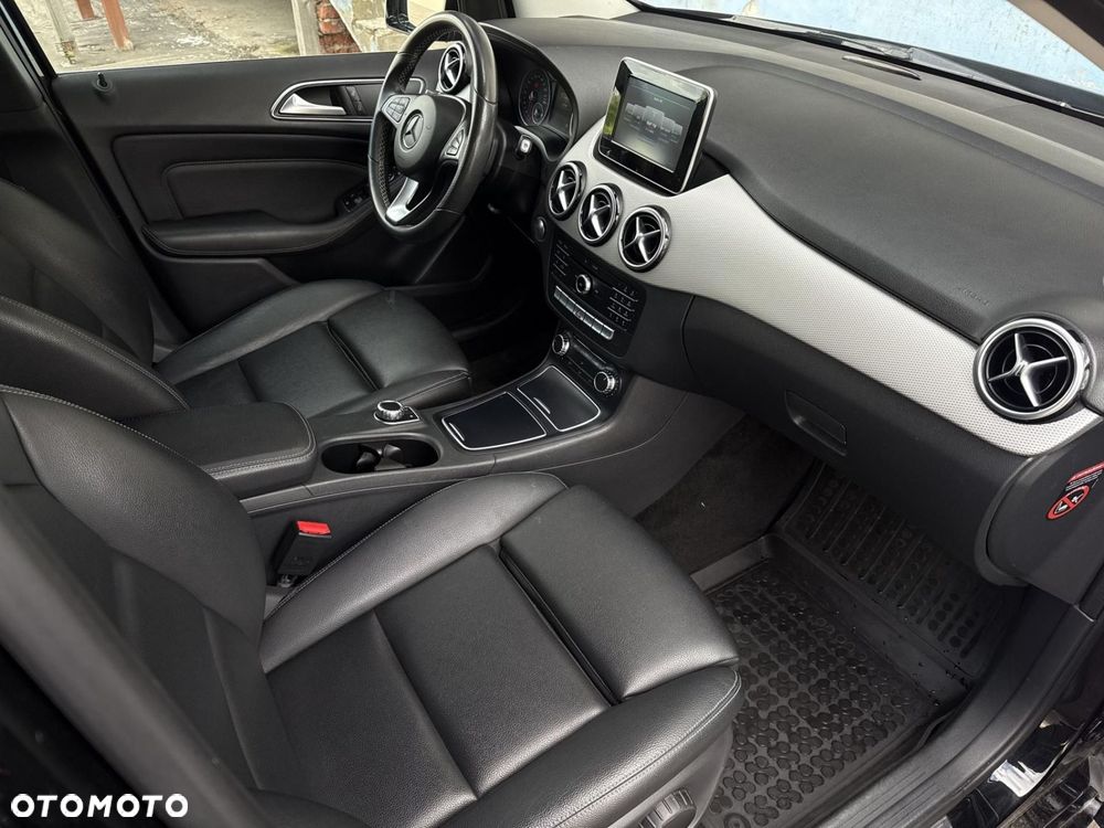Mercedes-Benz Klasa B 180 (CDI) d 7G-DCT Urban - 22