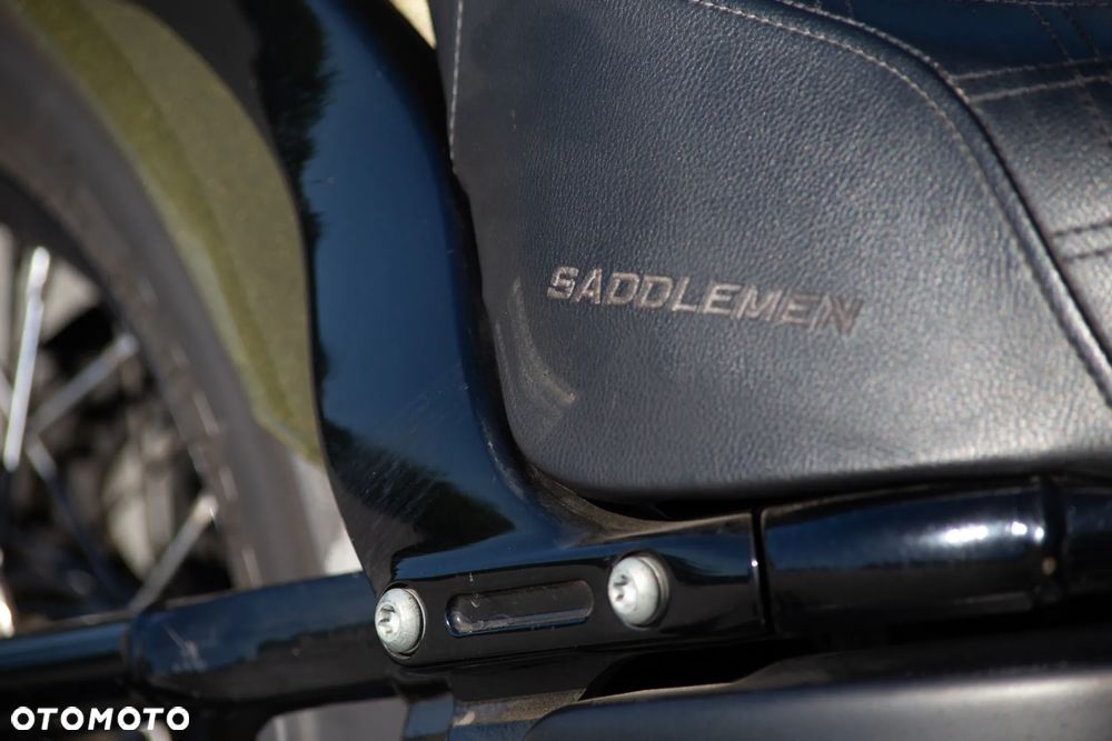Harley-Davidson Softail Street Bob - 9