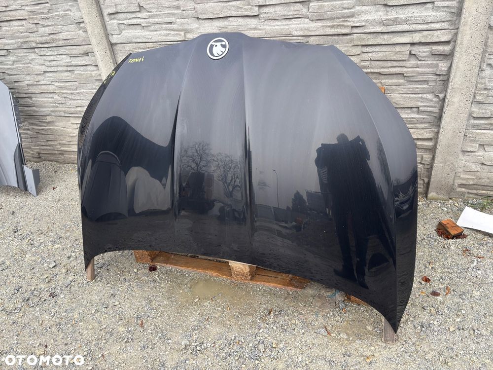 Skoda Fabia IV 2021-Maska silnika - 1