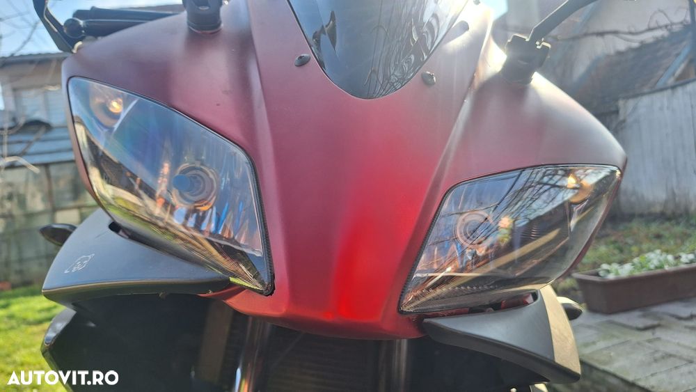 Yamaha YZF-R 125 - 8