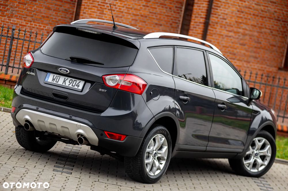 Ford Kuga 2.5 4x4 Titanium - 16