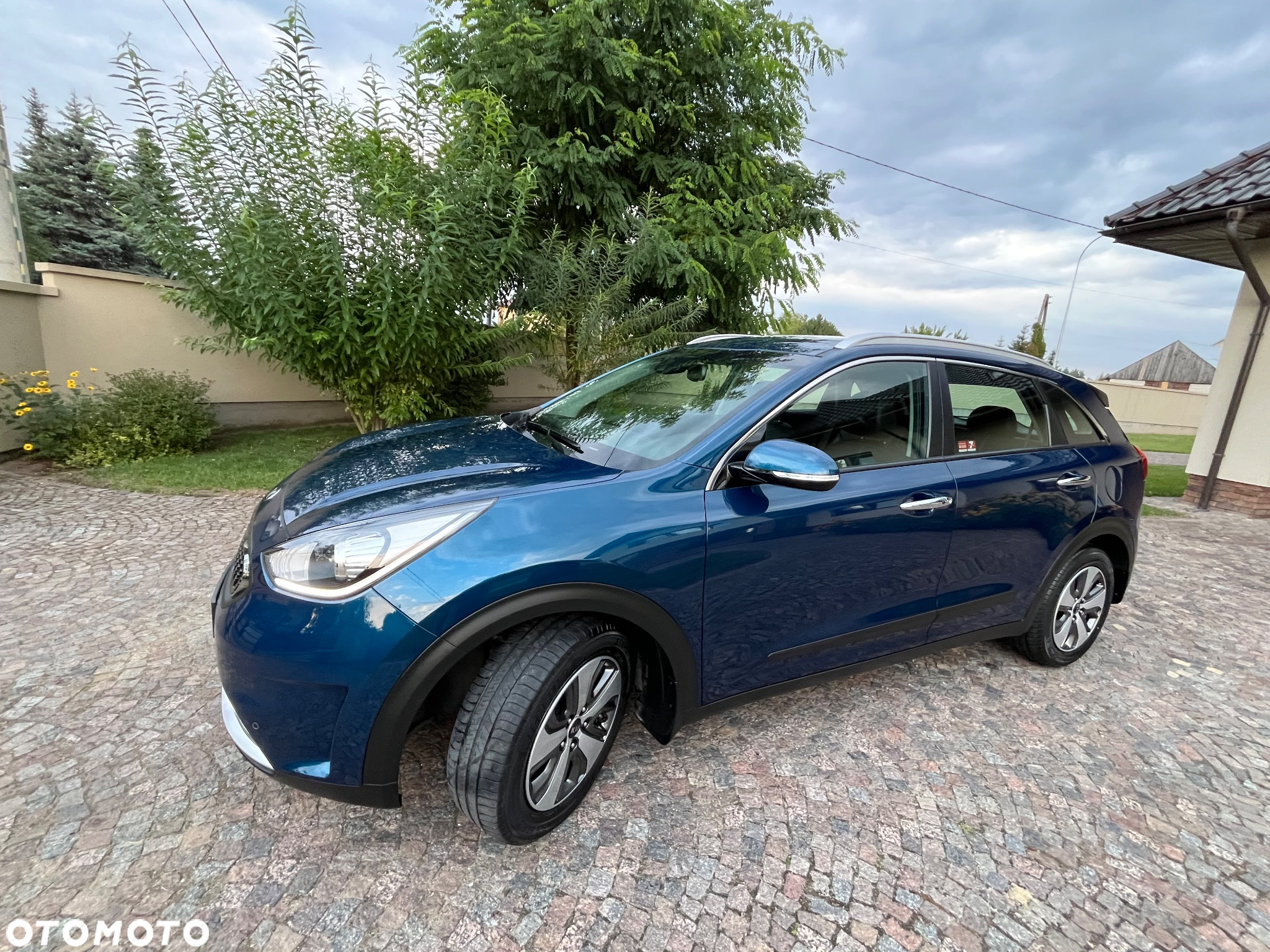 Kia Niro 1.6 GDI Hybrid L - 14