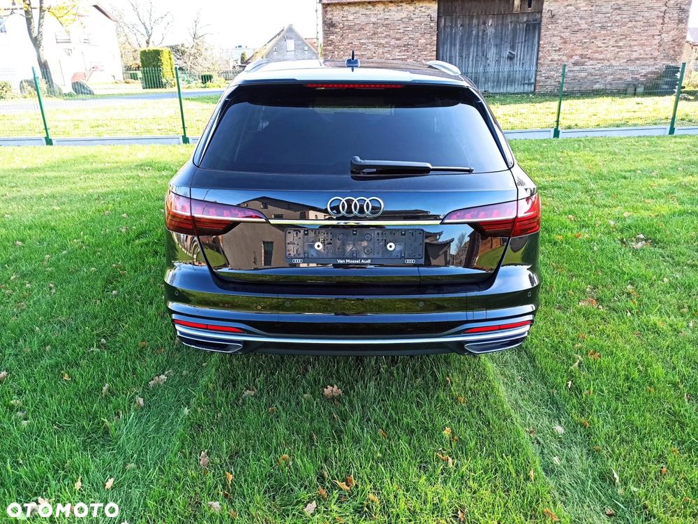 Audi A4 Avant - 4
