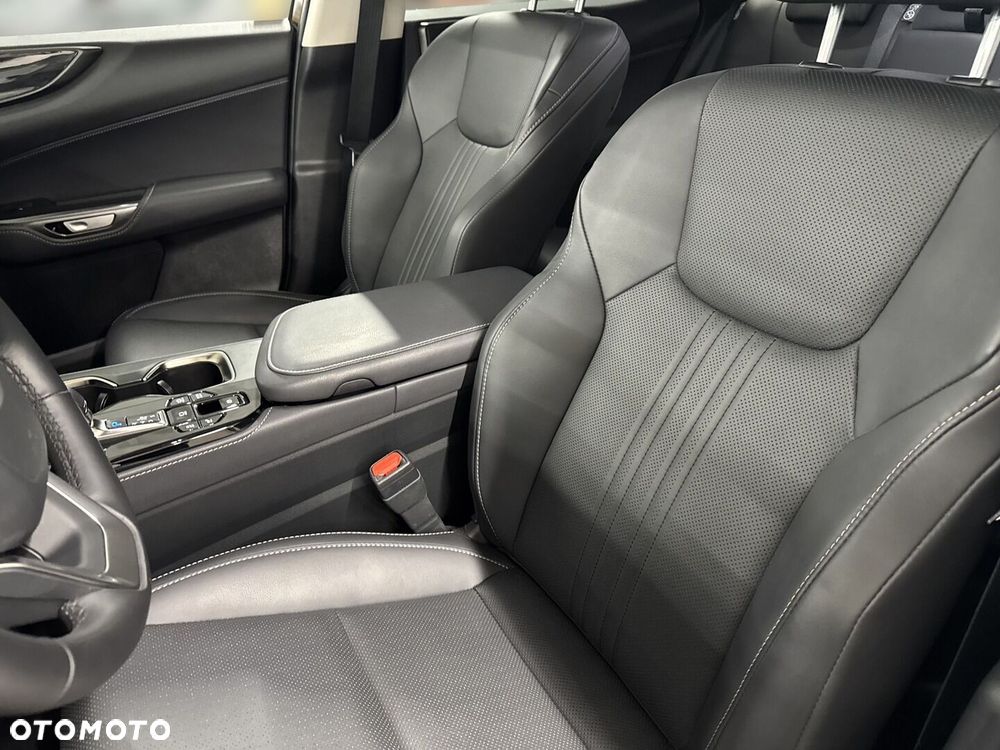 Lexus NX - 17
