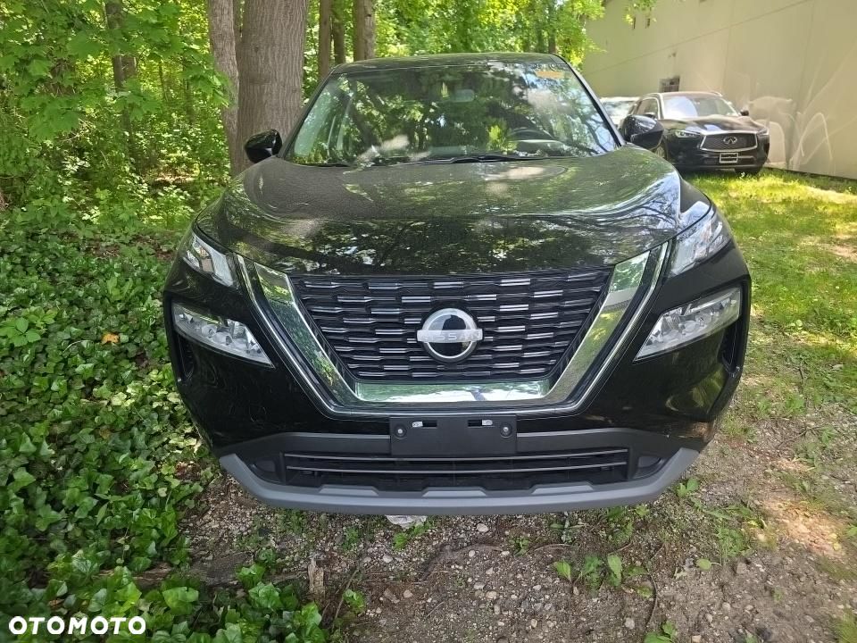 Nissan Rogue - 9