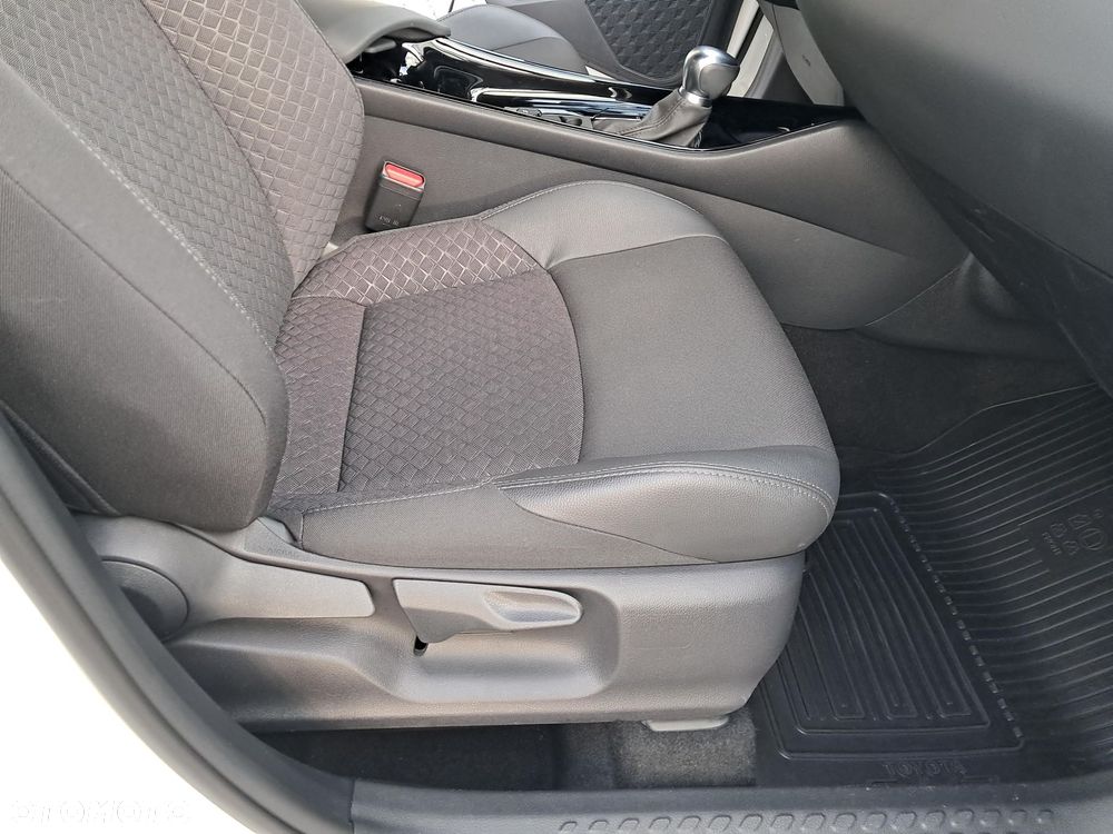 Toyota C-HR 2.0 Hybrid Style - 19