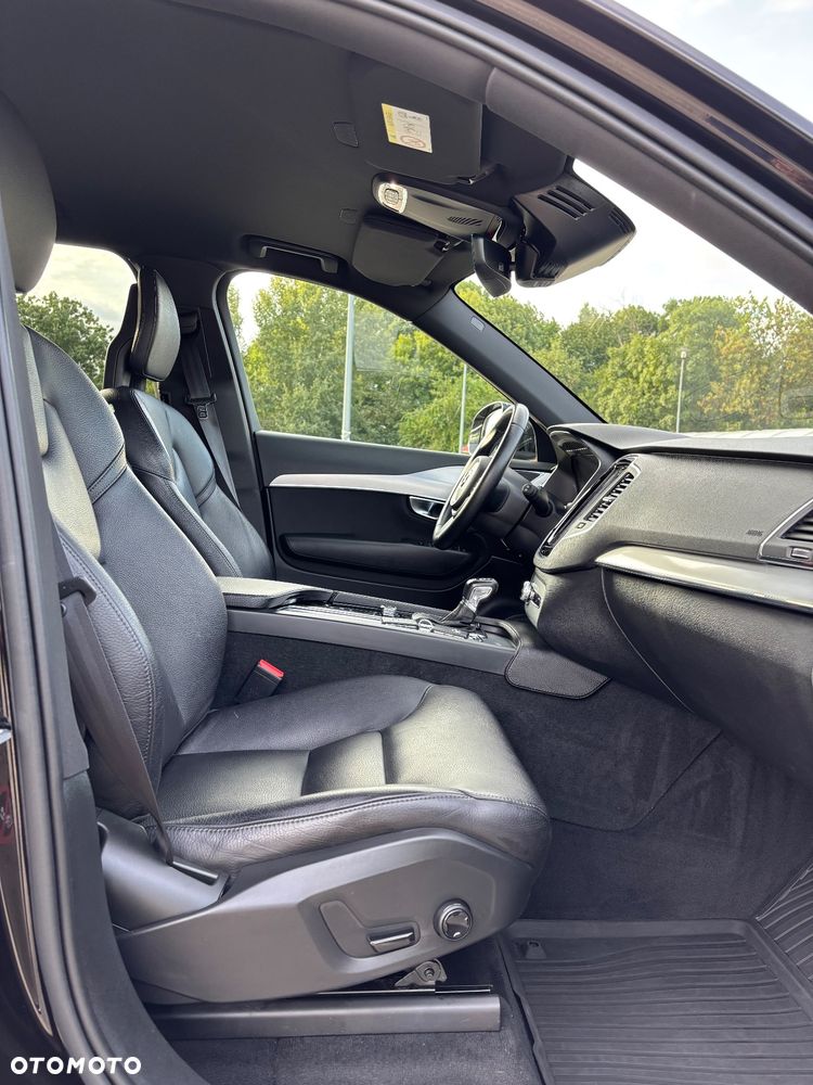 Volvo XC 90 D5 AWD Momentum - 14