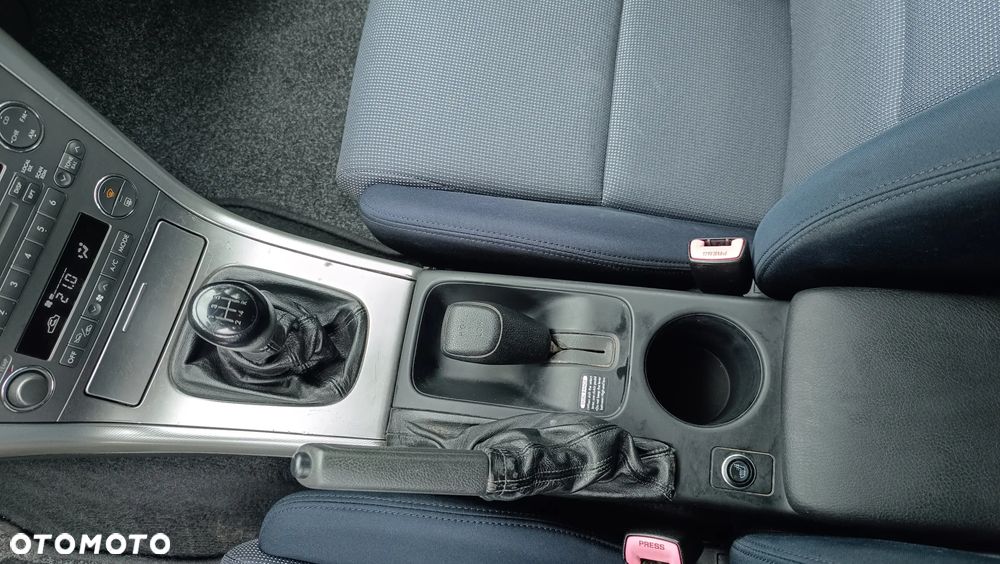 Subaru Legacy 2.0 4WD Celebration - 26