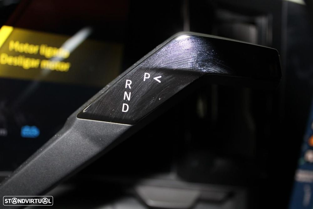 Renault Mégane E-Tech EV60 Iconic Autonomia Conforto - 24